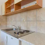 公寓 One-bedroom Near Sea 3