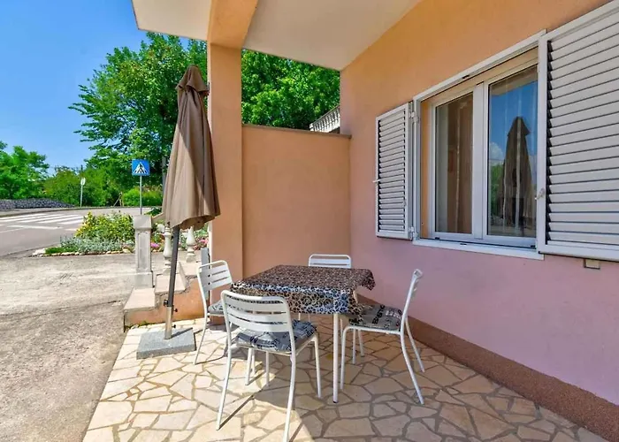 Apartment One-bedroom Near Sea 3